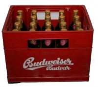 BUDWEISER.BUDVAR